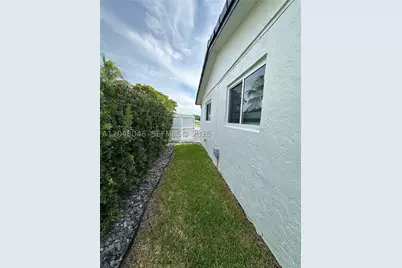 10790 SW 66th, Miami, FL 33173 - Photo 21