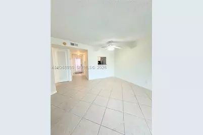 9660 Sunrise Lakes #202, Sunrise, FL 33322 - Photo 7