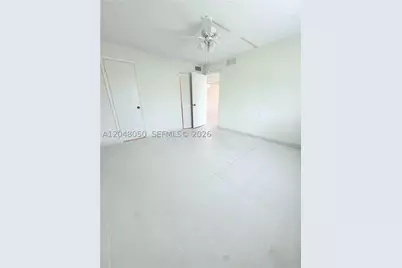 9660 Sunrise Lakes #202, Sunrise, FL 33322 - Photo 17