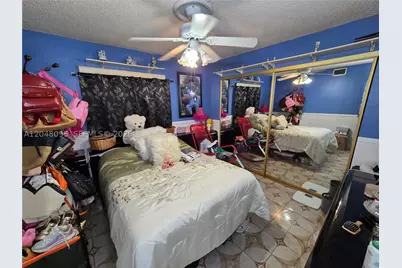 1555 W 44th #235, Hialeah, FL 33012 - Photo 29