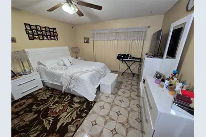 1555 W 44th #235, Hialeah, FL 33012 - Photo 31