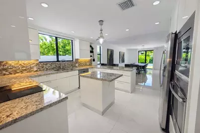 471 SW 30th, Miami, FL 33129 - Photo 9