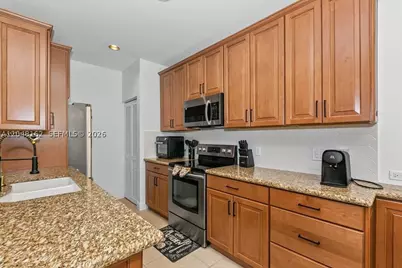 4941 SW 32nd, Dania Beach, FL 33312 - Photo 11