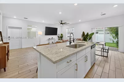 826 SE 17th, Homestead, FL 33034 - Photo 9