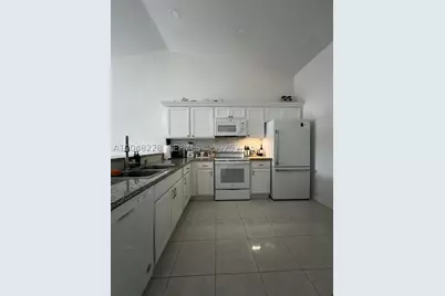 1269 NW 123rd, Pembroke Pines, FL 33026 - Photo 5