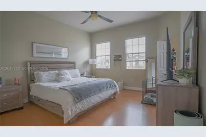 5808 Hampton Hills, Tamarac, FL 33321 - Photo 13