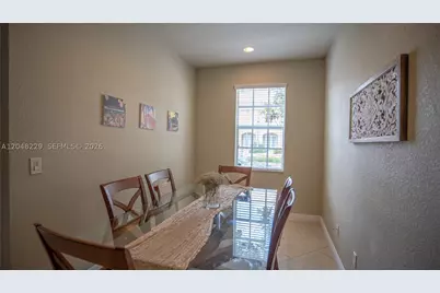 5808 Hampton Hills, Tamarac, FL 33321 - Photo 9