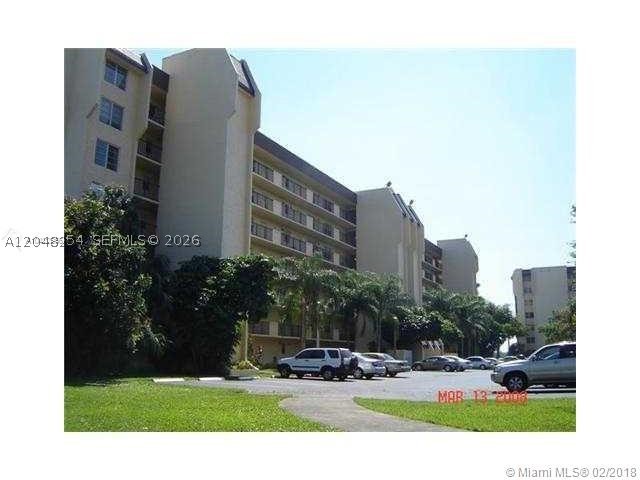 3001 W Rolling Hills #701 - 3001 W Rolling Hills #701, Davie, FL 33328 Luxury Property | Jose Angel Pina