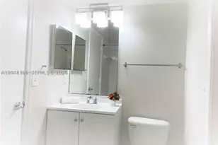 2174 N Ensenada, Weston, FL 33327 - Photo 19