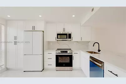 933 NE 24th #169, Hallandale, FL 33009 - Photo 1