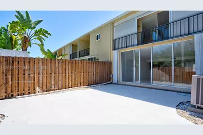 933 NE 24th #169, Hallandale, FL 33009 - Photo 9