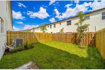 12918 NW 23rd, Miami, FL 33167 - Photo 27