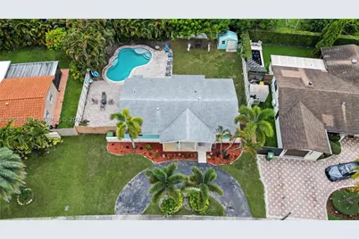 301 SW 65th, Pembroke Pines, FL 33023 - Photo 39