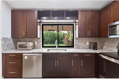 10623 NW 7th, Coral Springs, FL 33071 - Photo 13