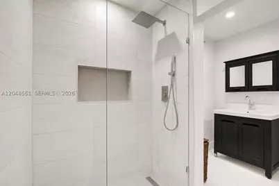 2220 NE 204th, Miami, FL 33180 - Photo 23