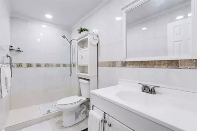 7032 SW 23rd #16, Davie, FL 33317 - Photo 17
