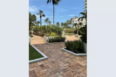 5055 Collins #14H, Miami Beach, FL 33140 - Photo 43