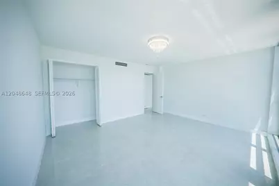 5055 Collins #14H, Miami Beach, FL 33140 - Photo 25