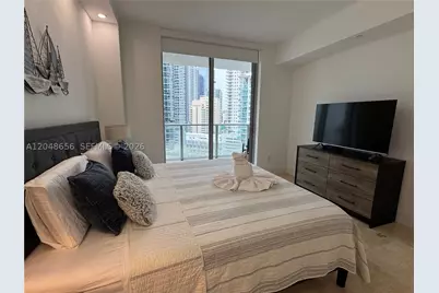 1300 Brickell Bay #1701, Miami, FL 33131 - Photo 13