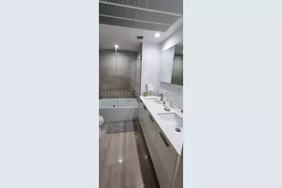 1300 Brickell Bay #1701, Miami, FL 33131 - Photo 17