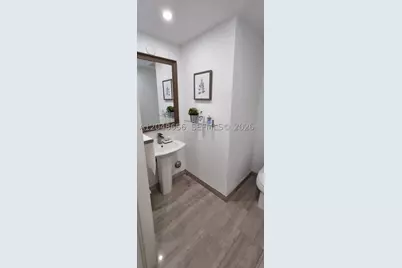 1300 Brickell Bay #1701, Miami, FL 33131 - Photo 5