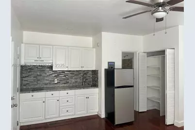 8020 Abbott #6, Miami Beach, FL 33141 - Photo 3