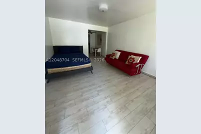 1600 Pennsylvania #7, Miami Beach, FL 33139 - Photo 1
