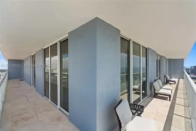 50 Biscayne #5210, Miami, FL 33132 - Photo 3