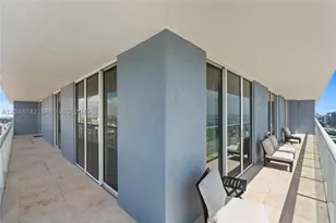 50 Biscayne, Miami, FL 33132 - Photo 3