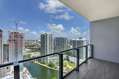 68 SE 6th #3710, Miami, FL 33131 - Photo 13