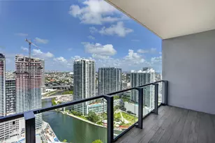68 SE 6th, Miami, FL 33131 - Photo 13