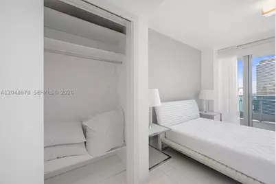 200 Biscayne Boulevard #4314, Miami, FL 33131 - Photo 11