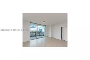 90 SW 3rd, Miami, FL 33130 - Photo 5