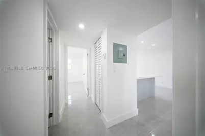 2458 Polk #201, Hollywood, FL 33020 - Photo 9