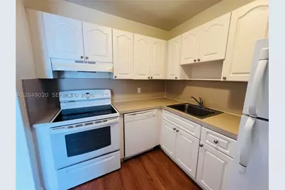 2050 NW 89th #208, Pembroke Pines, FL 33028 - Photo 3