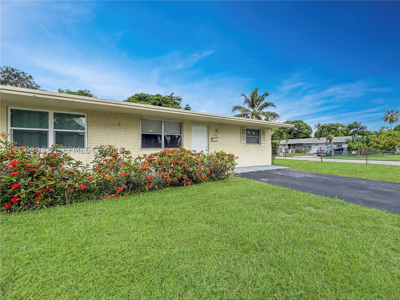 1725 NW 54th #1725 main architectural view