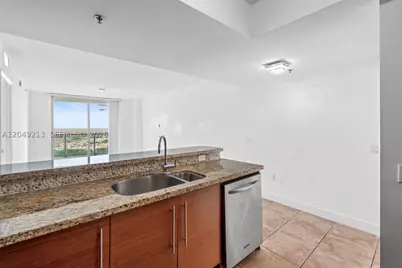 2681 N Flamingo #2205S, Sunrise, FL 33323 - Photo 13
