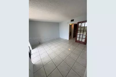 8625 NW 8th #420, Miami, FL 33126 - Photo 17