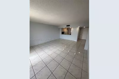 8625 NW 8th #420, Miami, FL 33126 - Photo 3