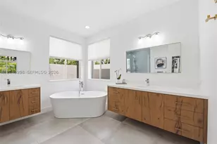 2542 Eagle Run, Weston, FL 33327 - Photo 19