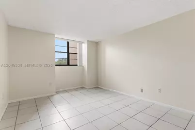 10425 SW 112th #302, Miami, FL 33176 - Photo 23