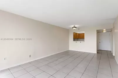 10425 SW 112th #302, Miami, FL 33176 - Photo 9