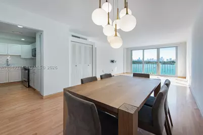 800 West #631, Miami Beach, FL 33139 - Photo 3