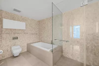 68 SE 6th #1710, Miami, FL 33131 - Photo 19