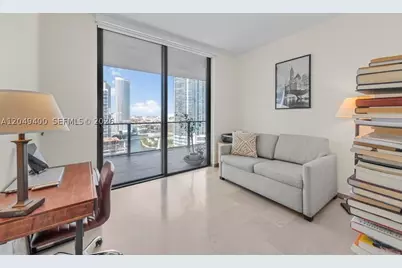 68 SE 6th #1710, Miami, FL 33131 - Photo 21