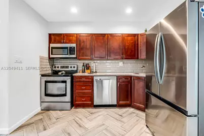 7211 NW 76th, Tamarac, FL 33321 - Photo 3