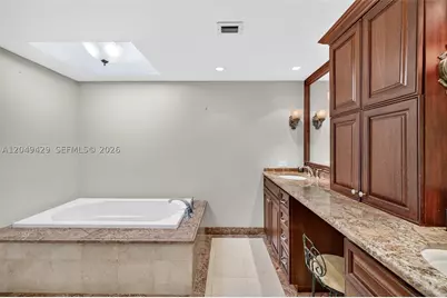 19667 Turnberry #19K, Aventura, FL 33180 - Photo 35