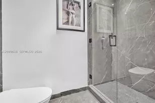 20 NE 11th, Miami, FL 33132 - Photo 15