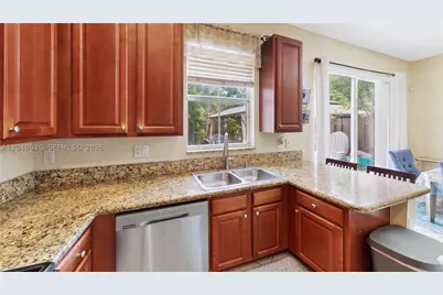 1073 NE 30th, Homestead, FL 33033 - Photo 11