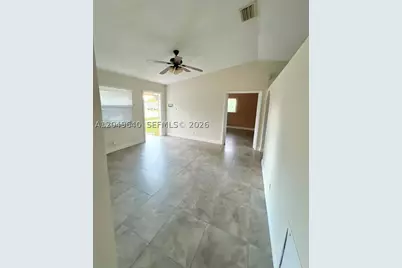 2201 Scott #B, Hollywood, FL 33020 - Photo 1